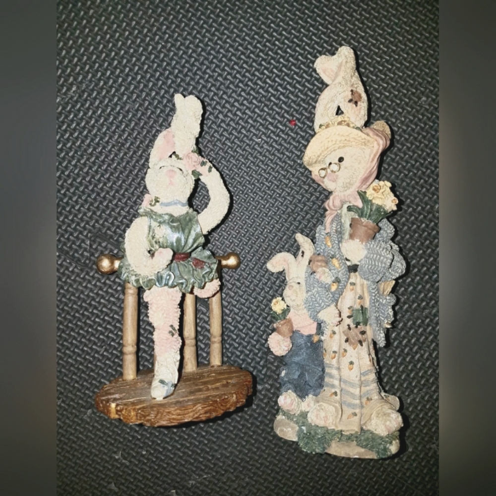 BOYDS BEARS - Margot...The Ballerina & Flora and Amelia...The Gardeners